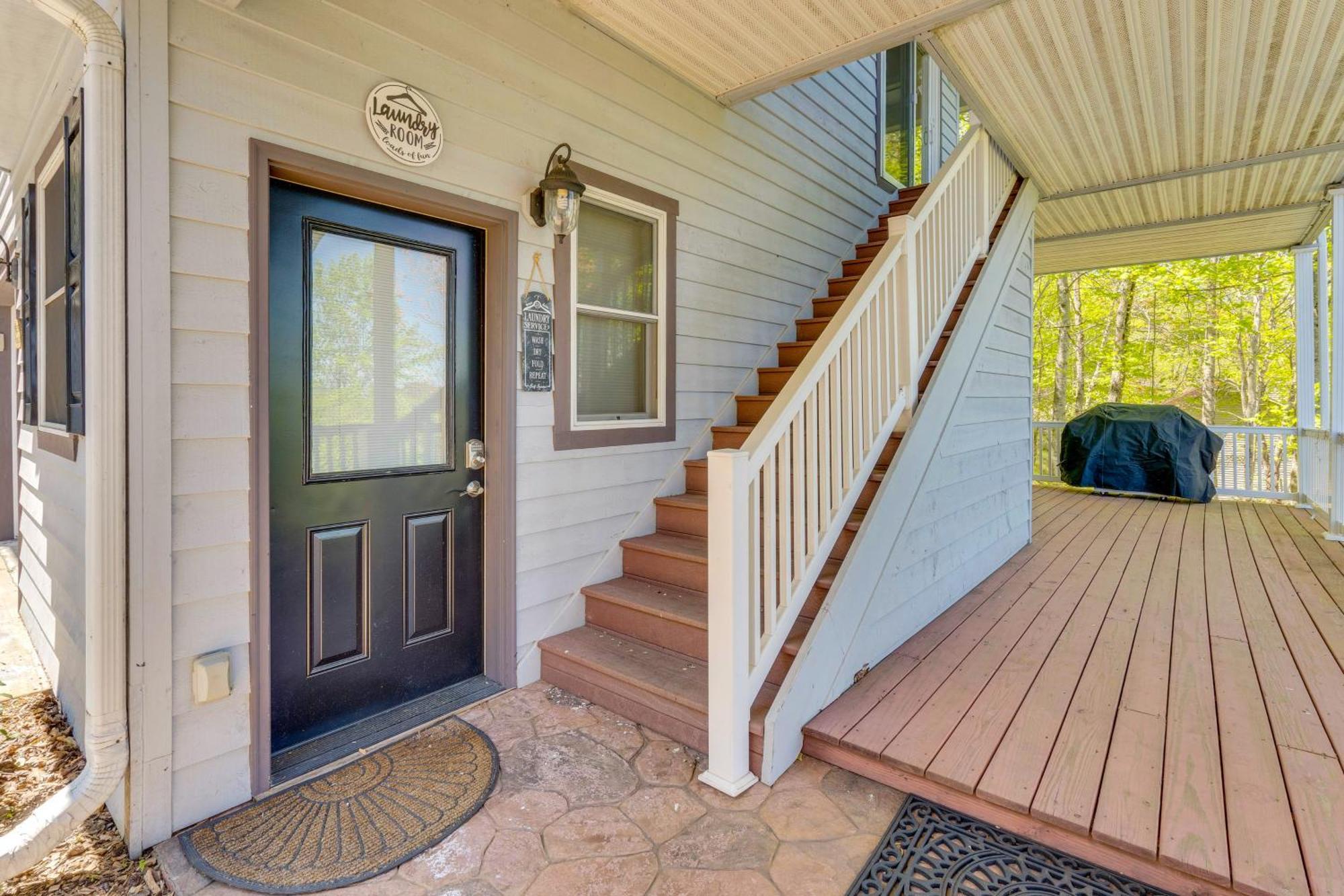 Lake-View Condo With Covered Deck In Hiawassee! Esterno foto